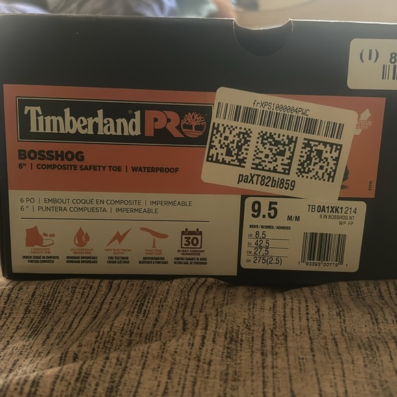 Brand new pair of Timberland Pro, Steel toe work boots. Size 9.5! - Picture 7 of 8